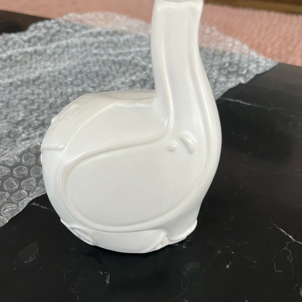 Jonathan Adler Happy Chic Elephant diffuser bottle